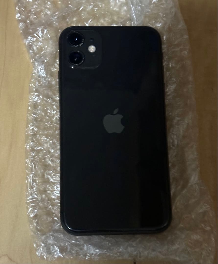 Apple iPhone 11 64GB ブラック SIMフリー本体