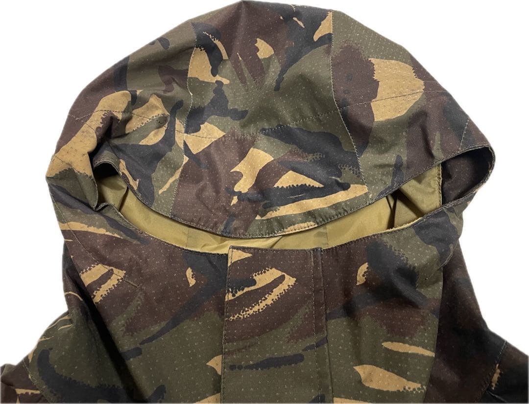 BURTON バートン GORE-TEX RADIAL JACKET 迷彩 M