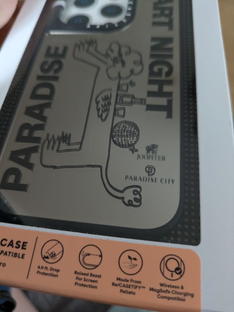 希少　パラダイスシティ限定　CASETiFY i-phone 15 pro