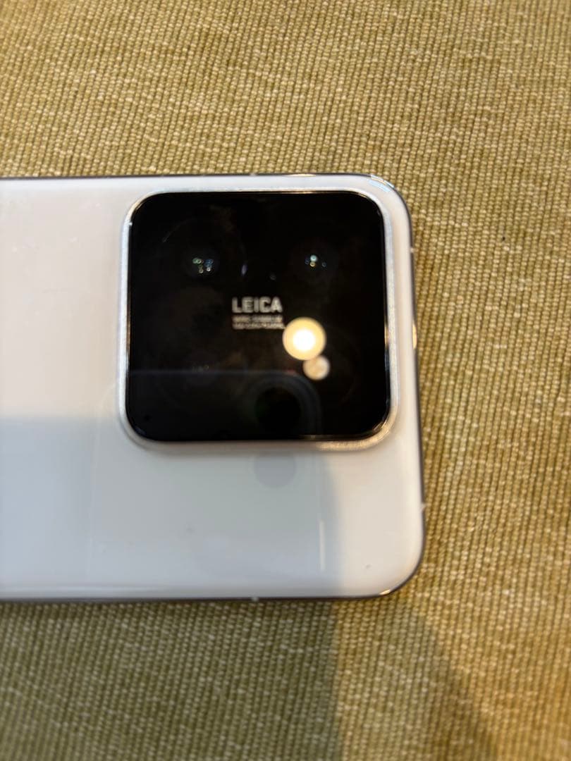 Xiaomi LEICAカメラ ホワイトスマートフォン 本体