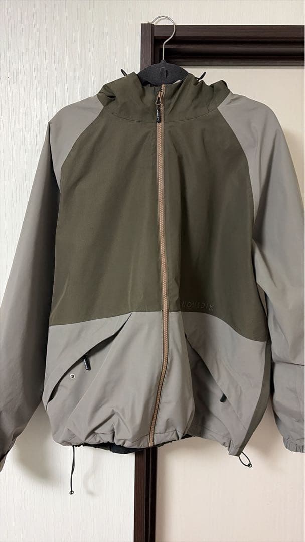 NOMADIK GLITCH フード付きジャケット