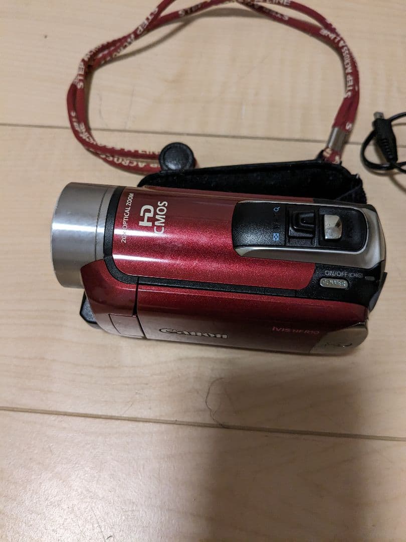 Canon　ビデオカメラ　 iVIS HFR10