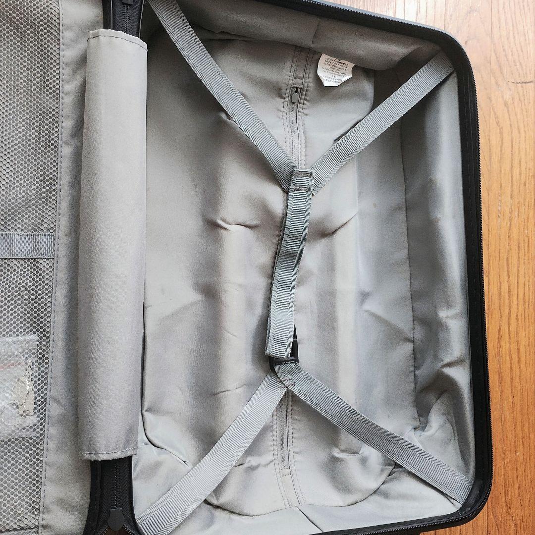 無印良品 33リットル　紺色系　バーを自由に調節できるハードキャリーケース