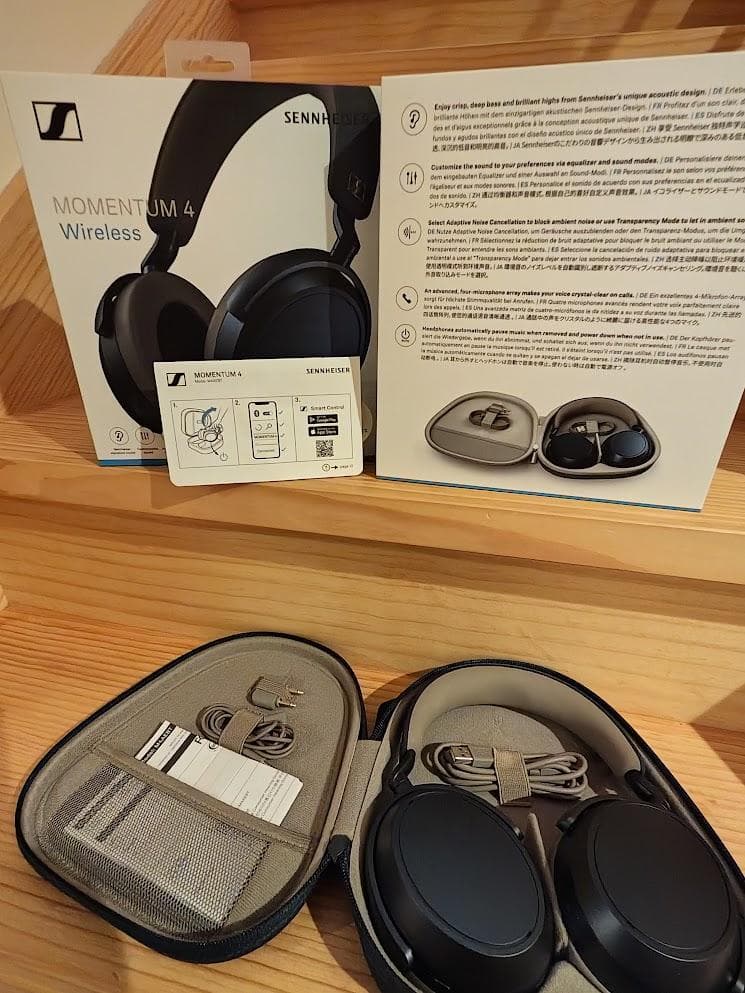 ヘッドホン Sennheiser Momentum 4 Wireless