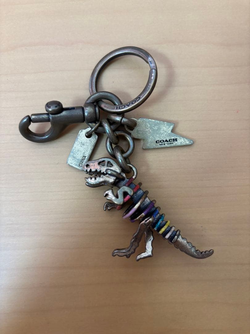 COACH 恐竜骨格キーホルダー キーリング レキシー 希少 キーケース