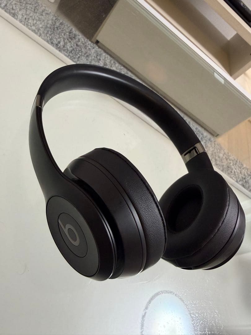 Beats solo4 ワイヤレス ヘッドホン ビーツ イヤホン 黒 blue