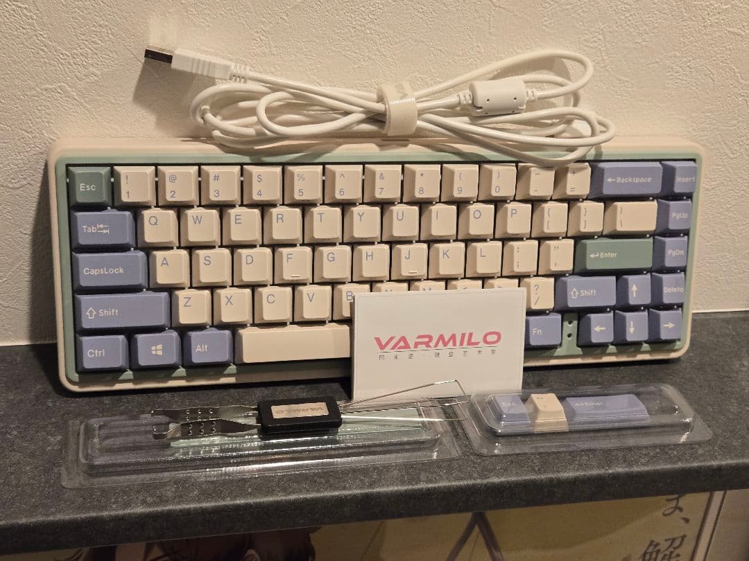 Varmilo Minilo 67キー 英語配列キーボード ホットスワップ