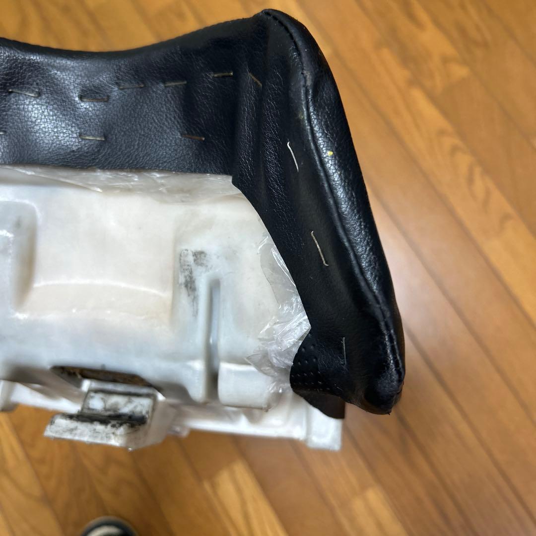 t*i様 ZZR1100C ディンプル生地張り替え済シート 0126