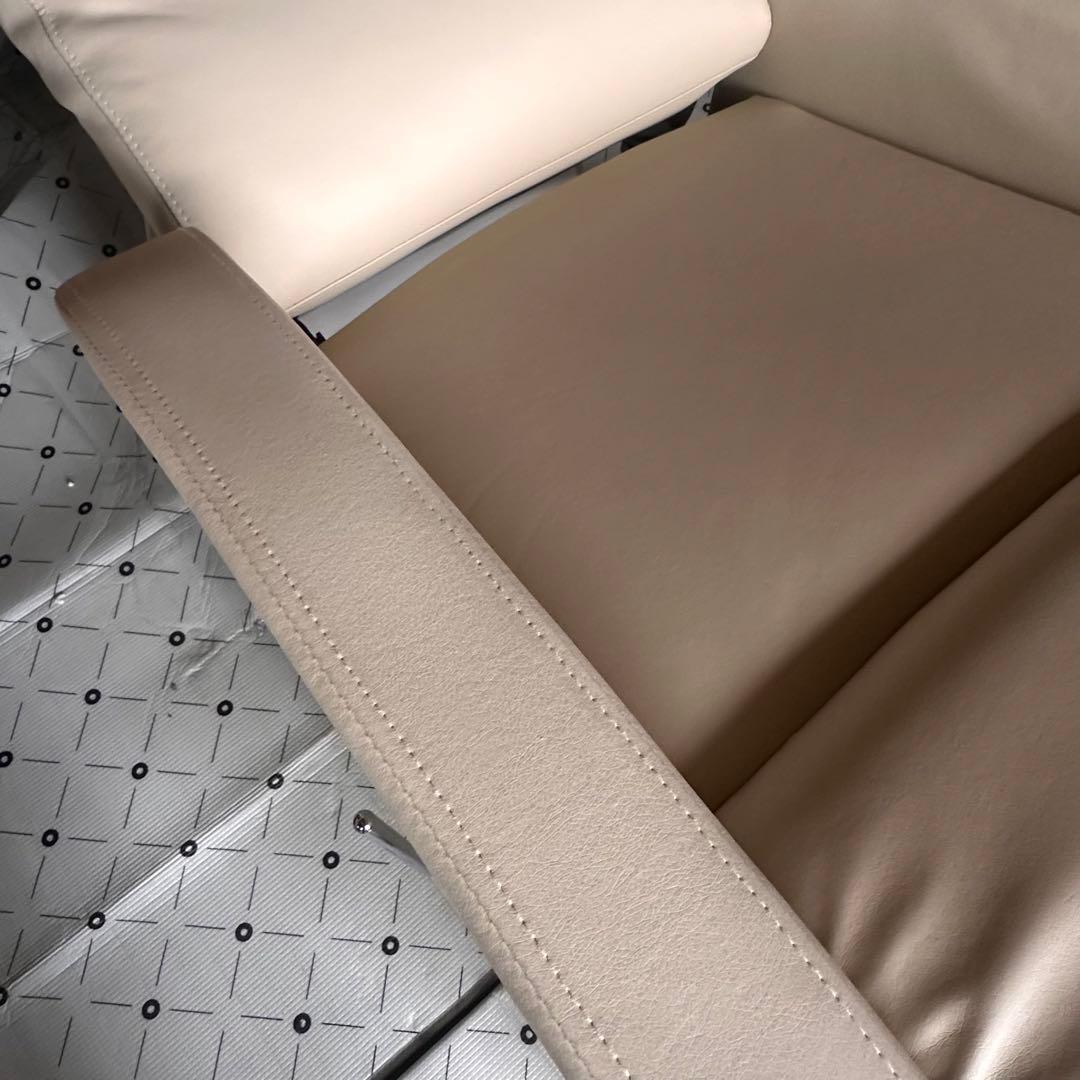 リクライニングチェア　マツエク　ネイル　エステ