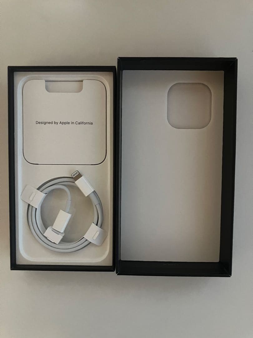 Apple iPhone 13 Pro ゴールド　ほぼ未使用品