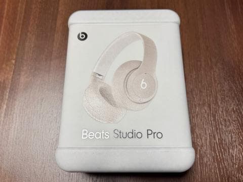 美品　Beats Studio Pro サンドストーン　AppleCare+付き