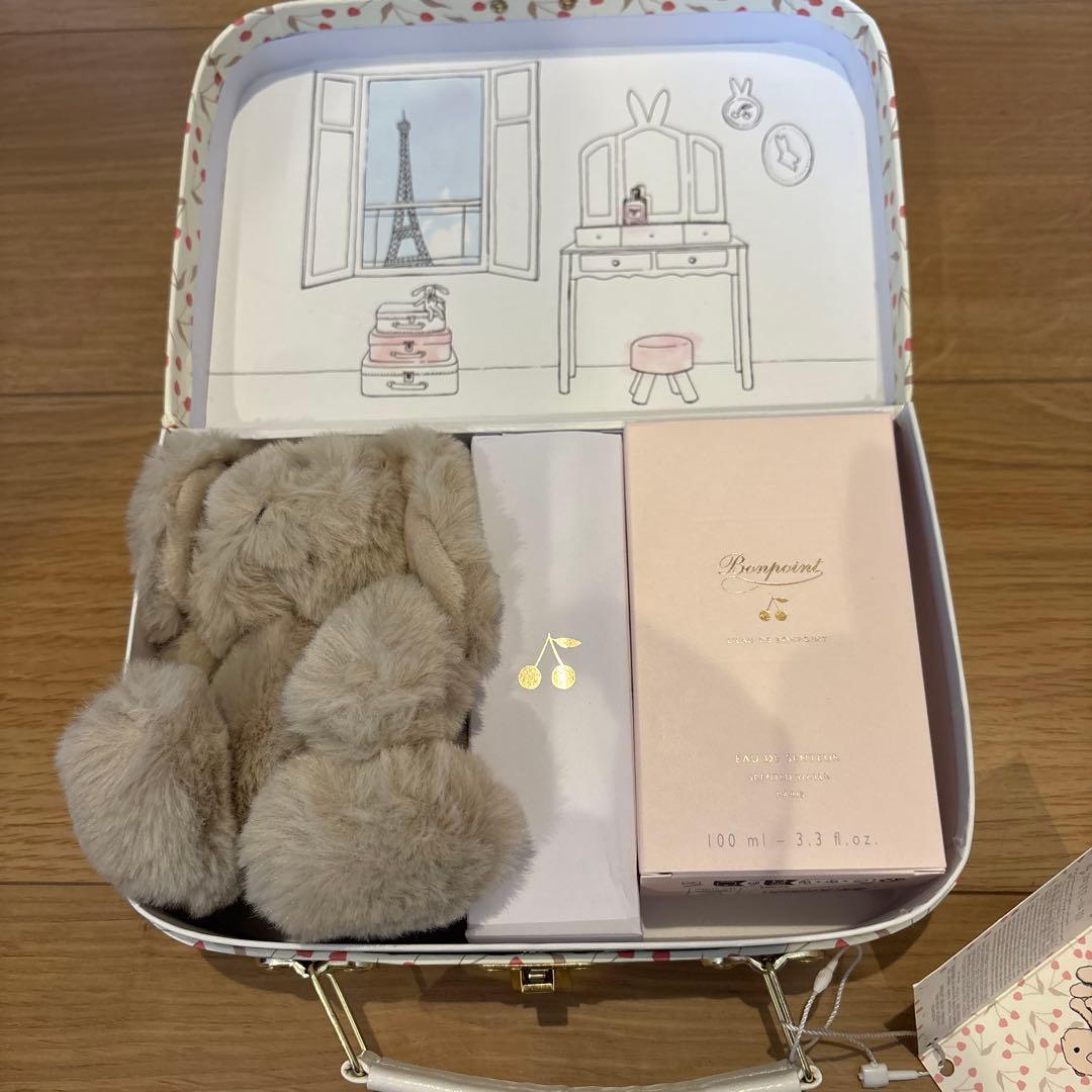 新品未使用タグ付　ボンポワン　チェリートランク　ぬいぐるみ　香水付