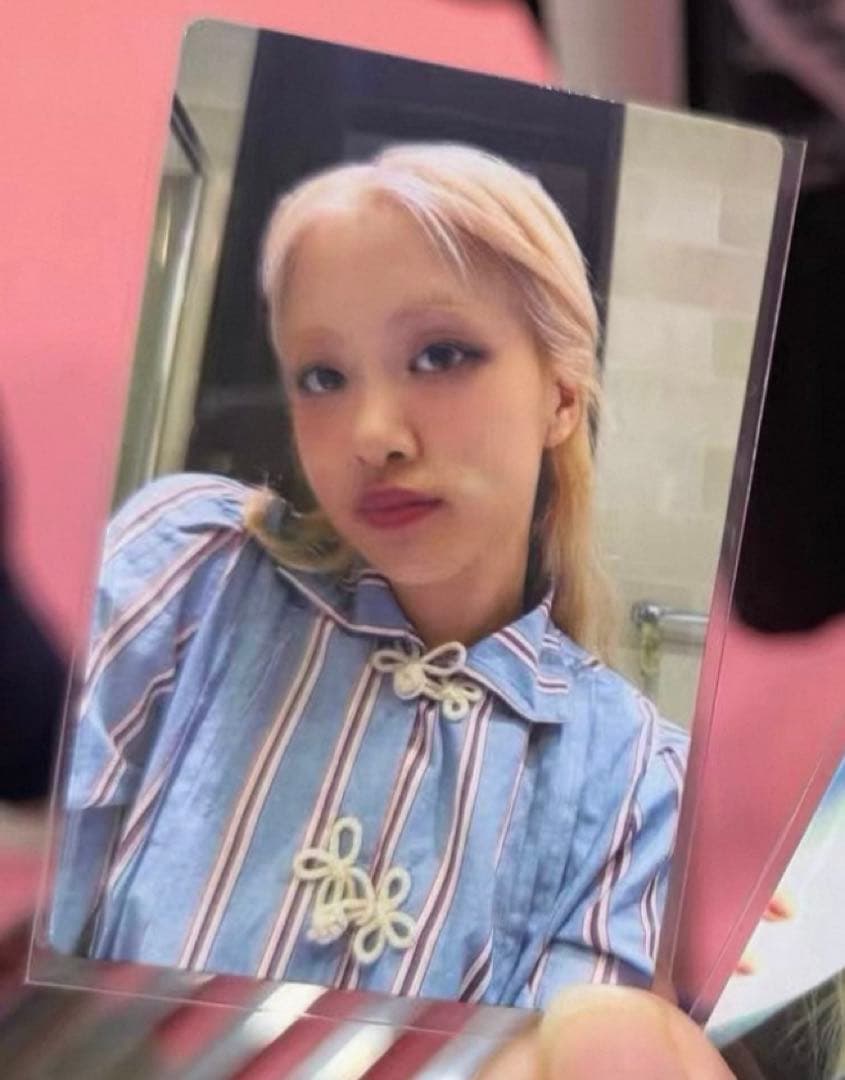 BLACKPINK ロゼ rosie 台湾 台北ポップアップ トレカ A