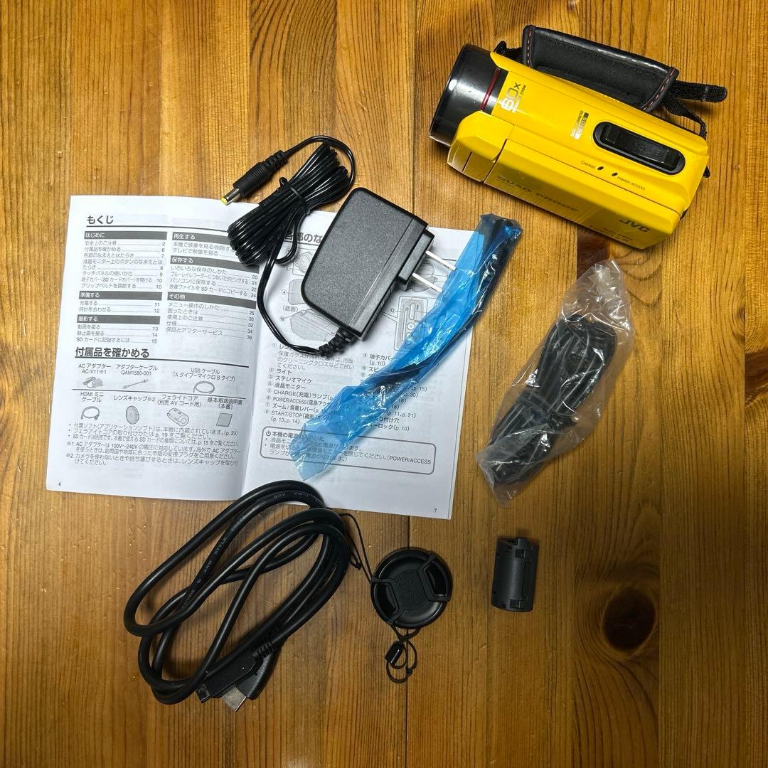 JVCケンウッド GZ-R400 水中で撮れるビデオカメラ