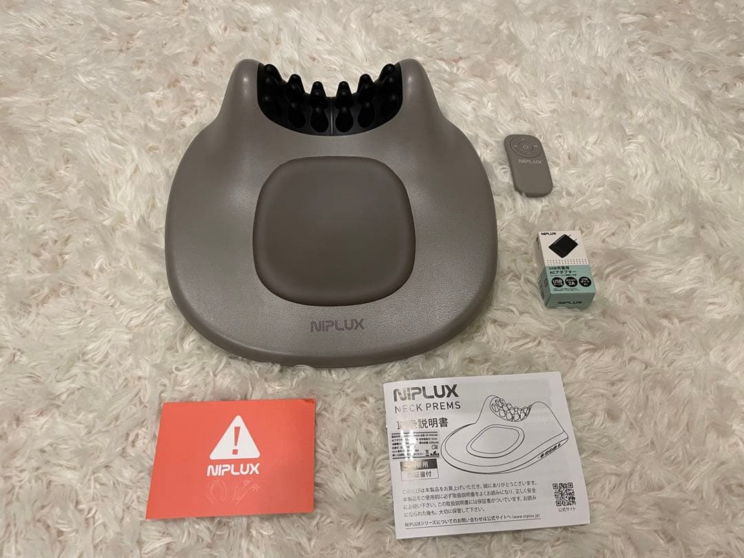 NIPLUX NECK PREMS ネックプレミス 美品　EMS