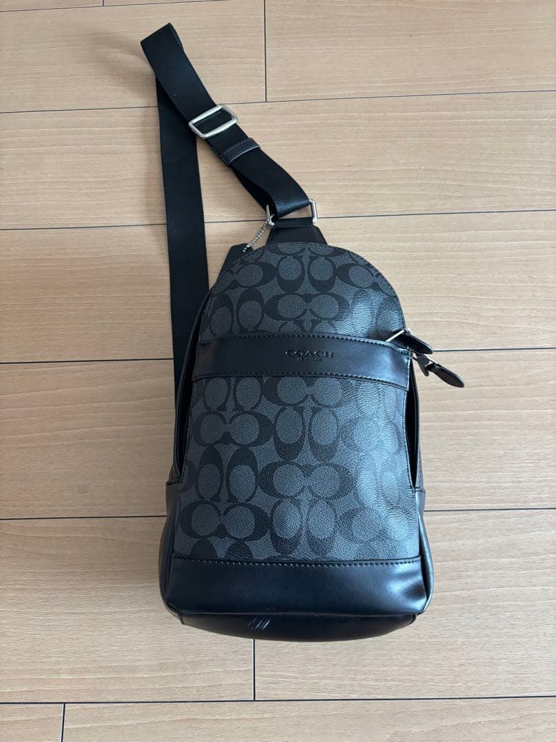 (only)COACH コーチ レザー　クロスボディバッグ