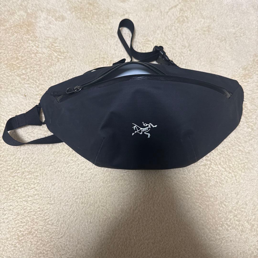 グランヴィル クロスボディ バッグ