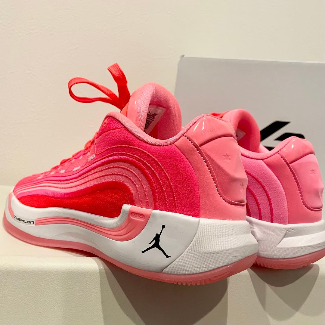 未使用 ルカ4 LUKA4 ピンク フラッシュクリムゾン