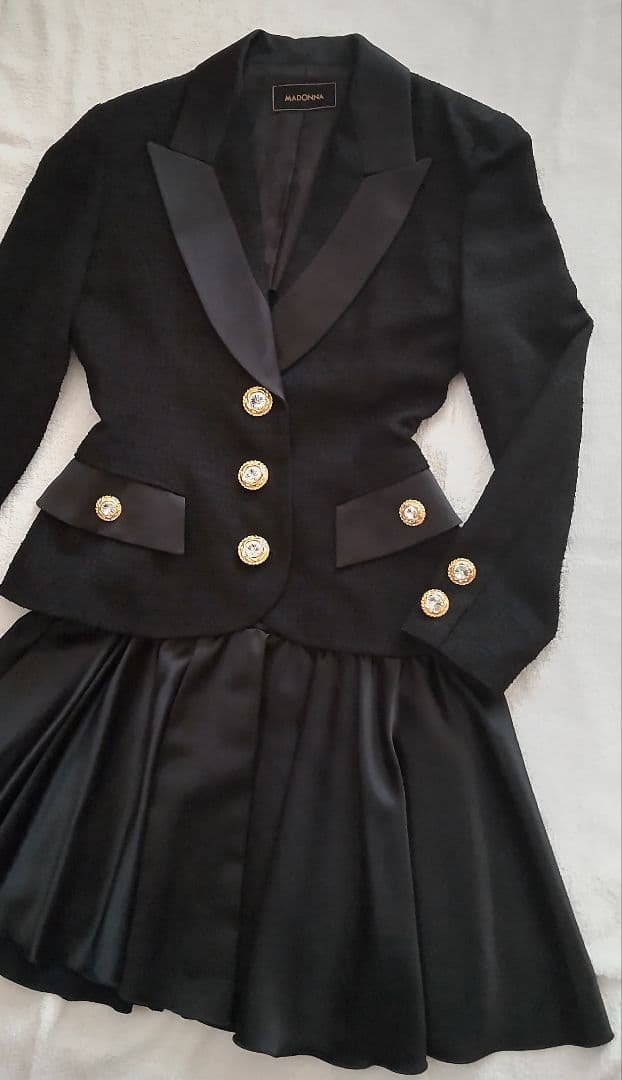 MADONNA バブリースーツ