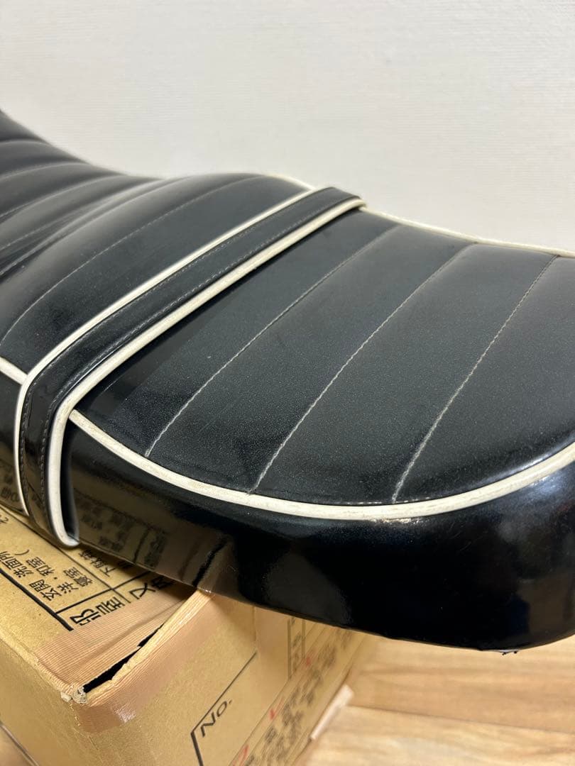 エイプ100 タックロール　エナメル