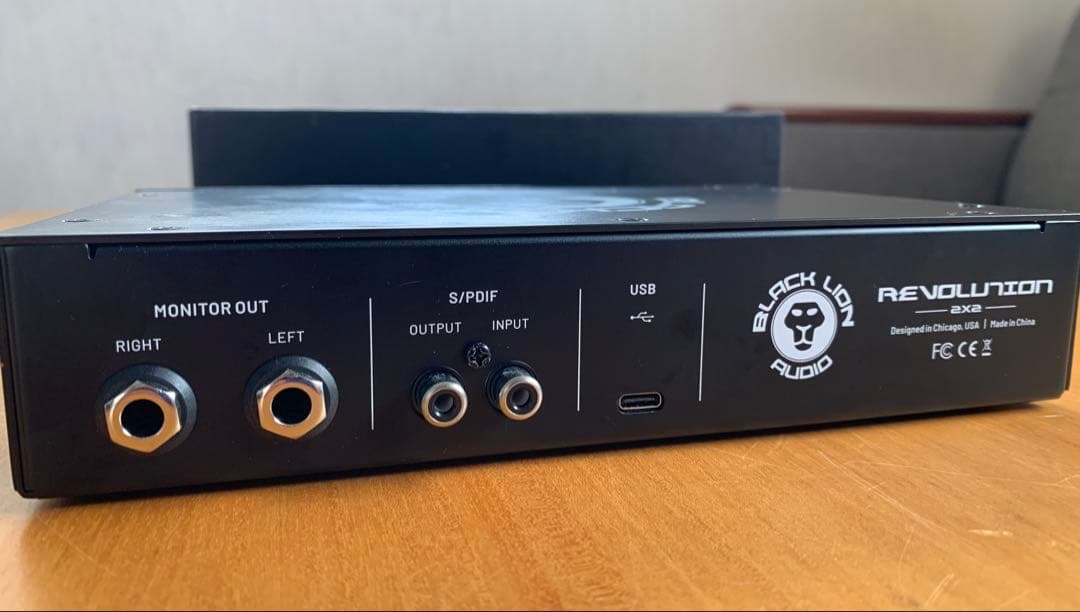 【BLACK LION AUDIO】 オーディオインターフェース