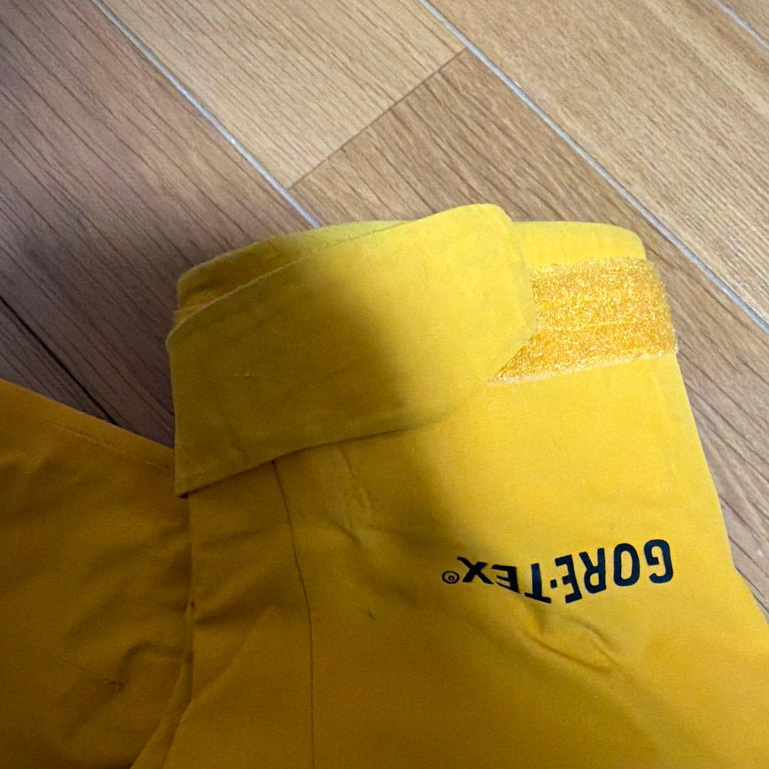 【交渉可】Burton [ak] GORE-TEX Cyclic JKT S