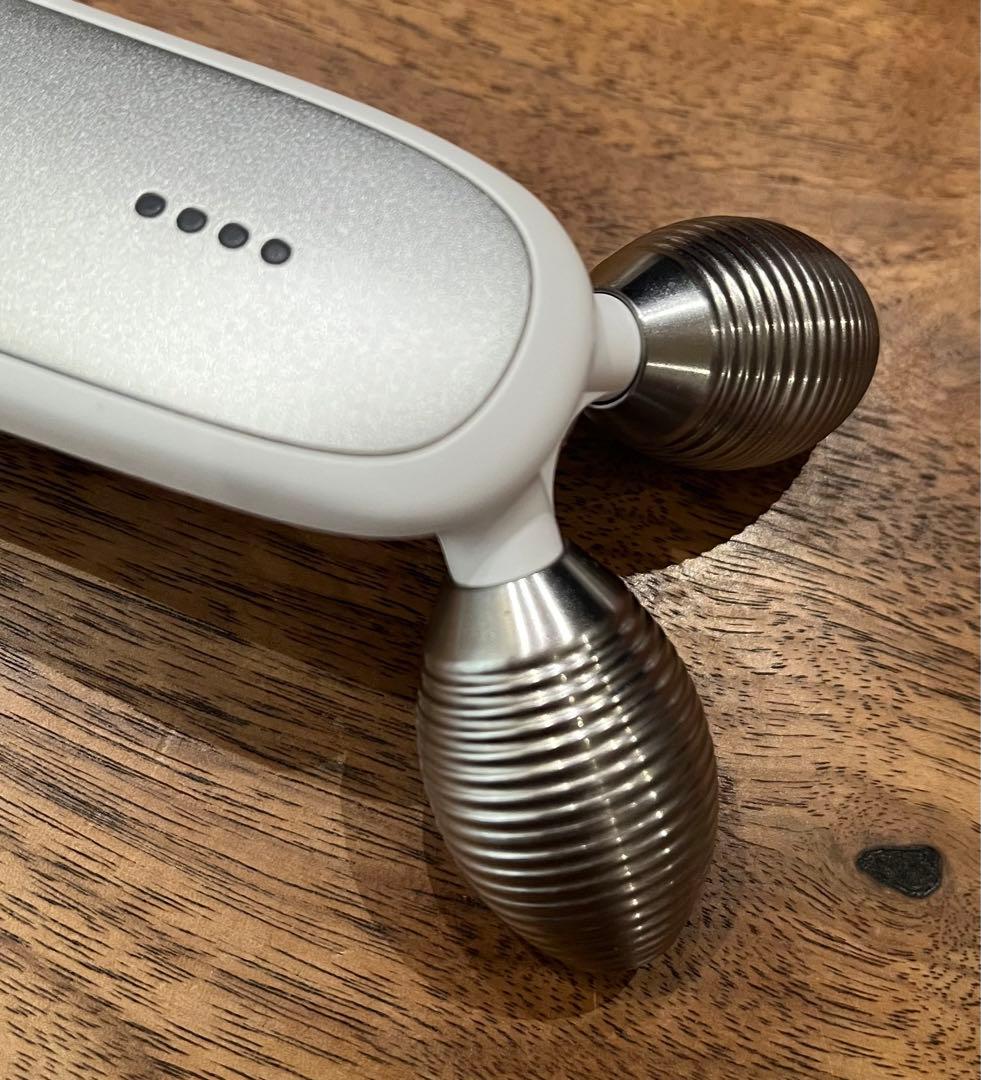 メディキューブ　美顔器2点＋ジェル2本セット