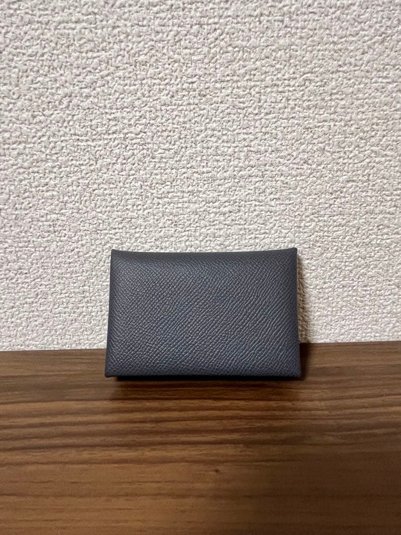 HERMES エルメス《カルヴィ》