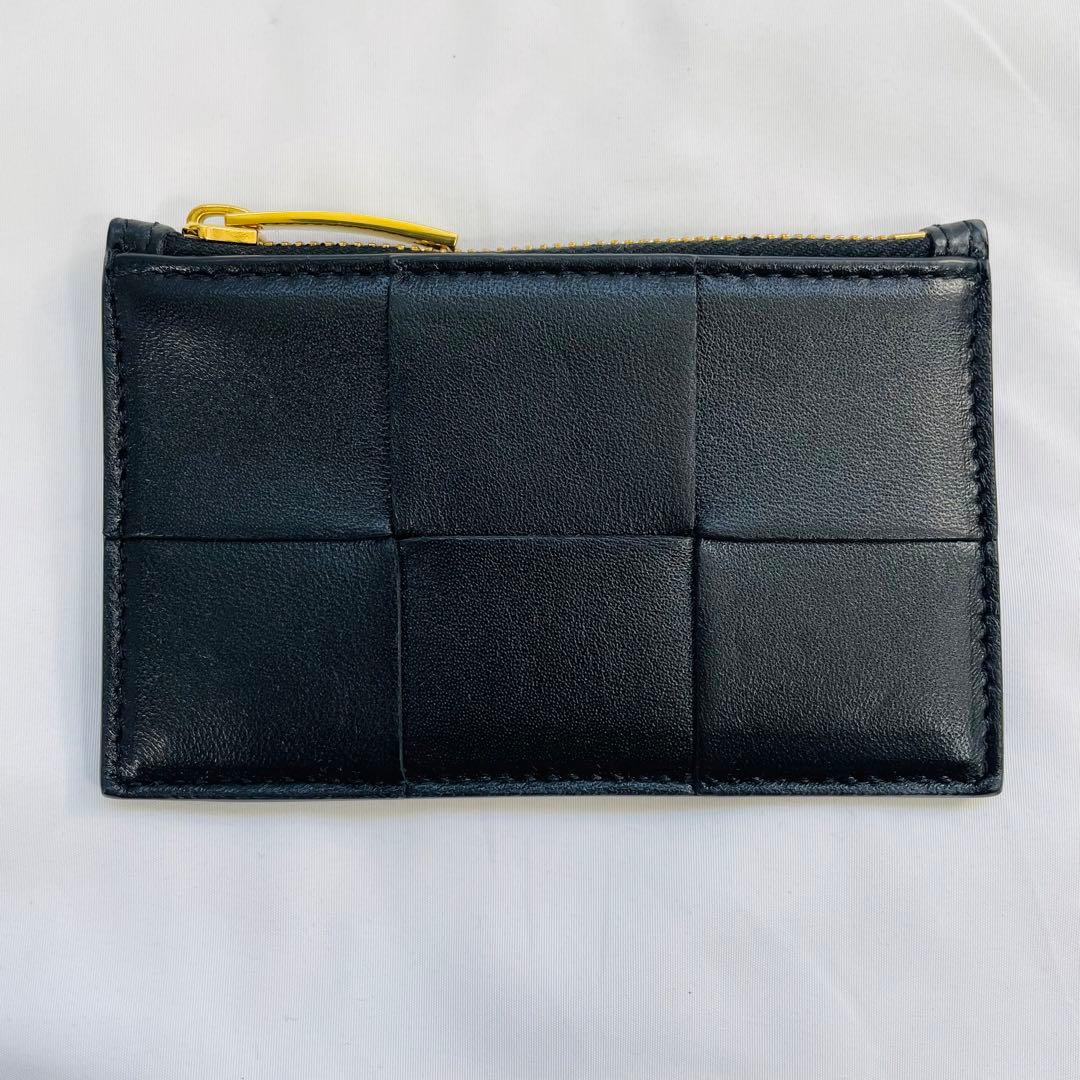 【未使用級】ボッテガヴェネタ　カードケース　小銭入れ　マキシ　イントレ　レザー