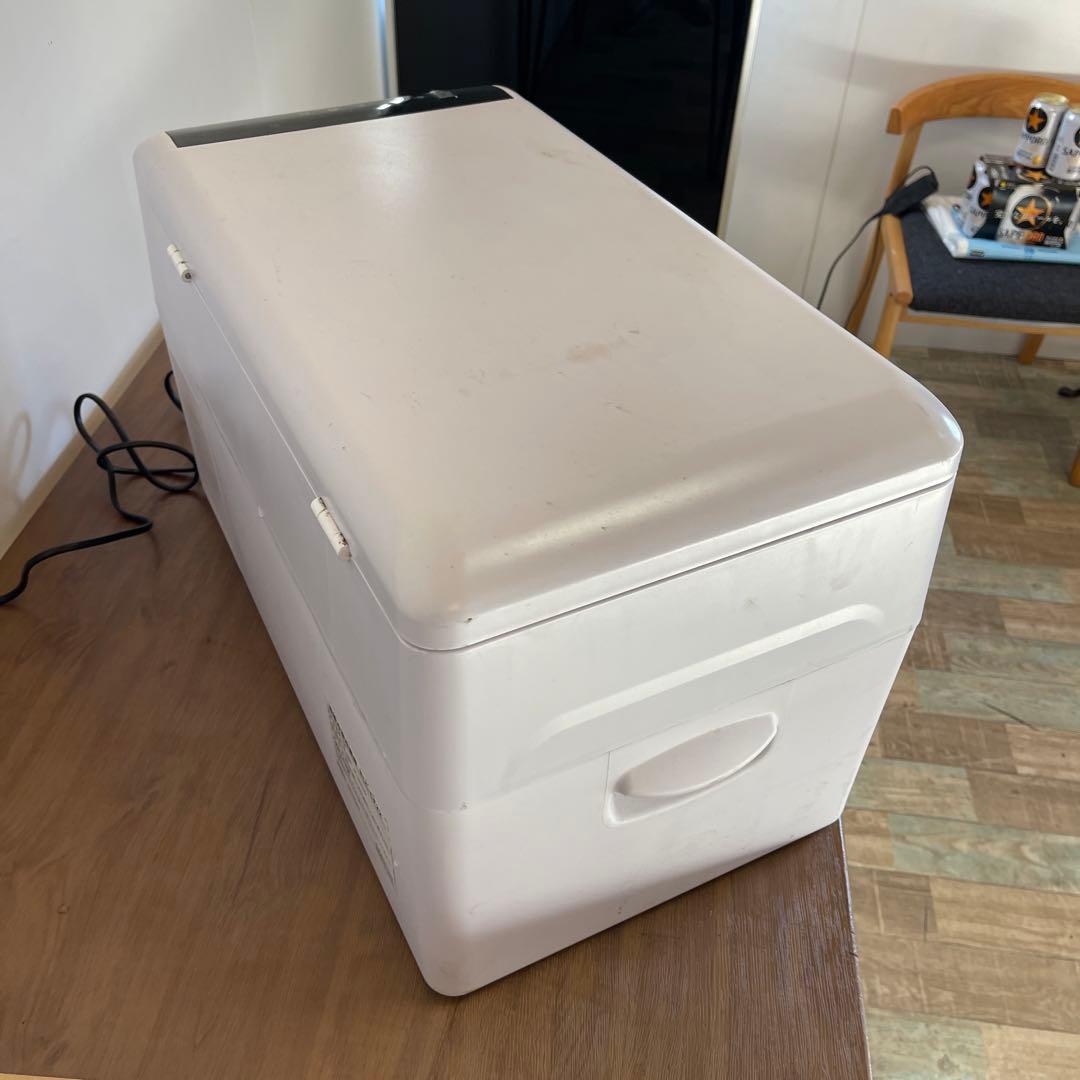 ホワイト冷凍庫 デジタル温度設定