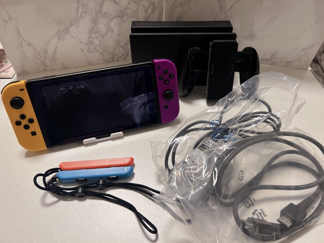 Nintendo Switch 本体 イエロー/パープル