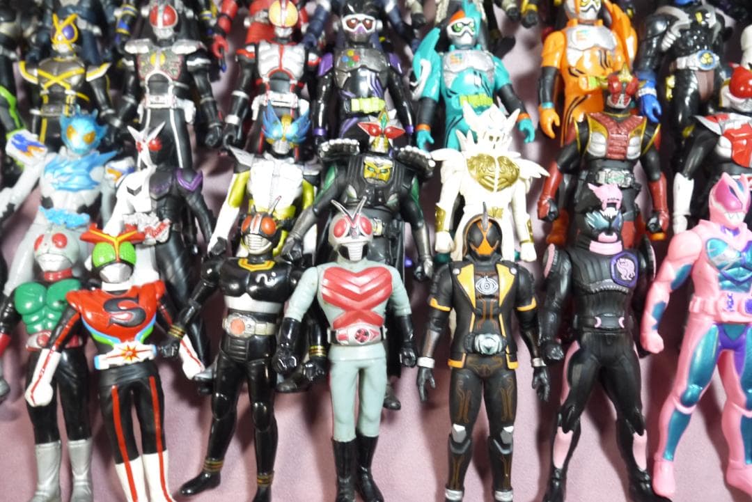 ライダーヒーローシリーズ　ビッグサイズソフビフィギュア　など　112体セット