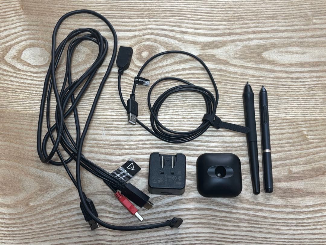 XP-Pen Artist 15.6 液晶ペンタブレット本体ペン　ケーブル