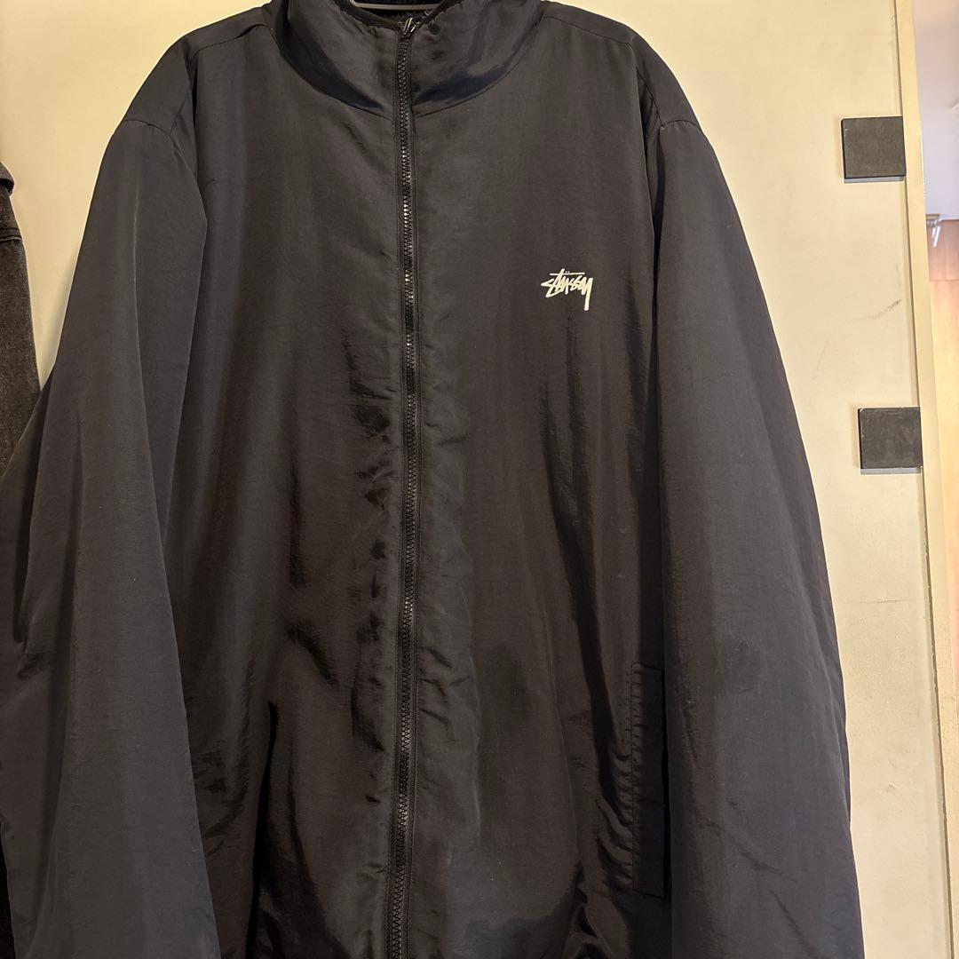 Stussy ブラックジャケット