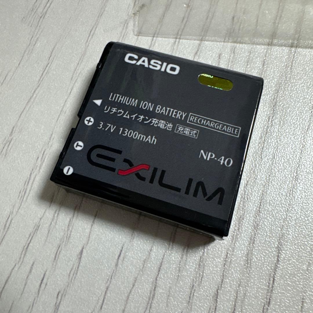 【動作確認済】カシオ EXILM EX-Z500 シルバー コンデジ 箱付