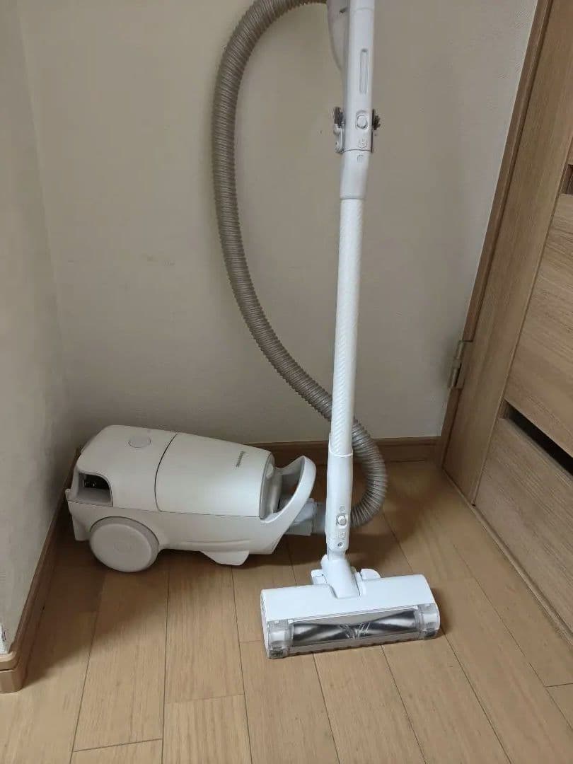 パナソニック小型軽量　紙パック式MC-JP850K からまないブラシ2022年製