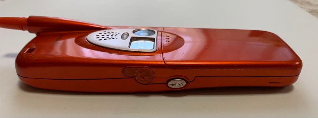 J-phone J-T06 東芝 TOSHIBA トロピカルオレンジ ジャンク品