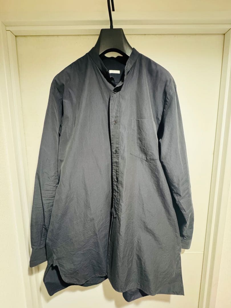 COMOLI バンドカラーシャツ NAVY 2