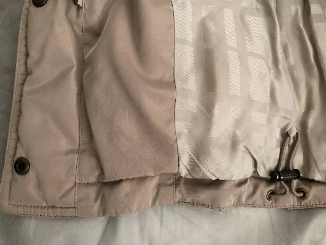 ☆中古☆バーバリー　レディース　ダウンコート　サイズ38ベージュ系