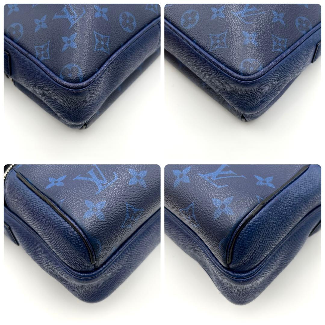 【美品】ルイヴィトン タイガラマ アウトドアメッセンジャー ショルダーバッグ 青