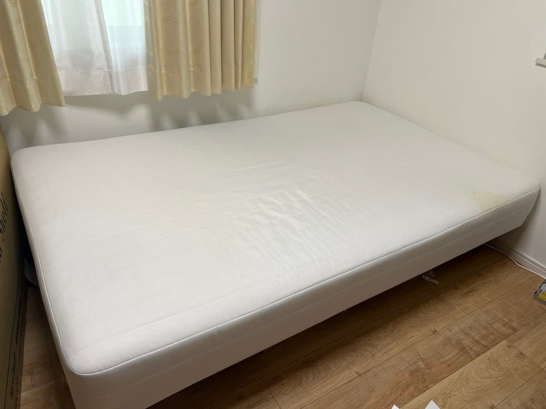 無印良品　脚付きマットレス セミダブル　木製脚付き