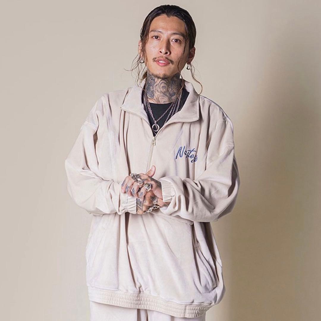 NASTOYS ナストイズ ベロア　セットアップ 森下直哉