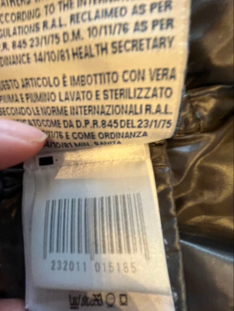 MONCLER チャコールグレー ダウンベスト