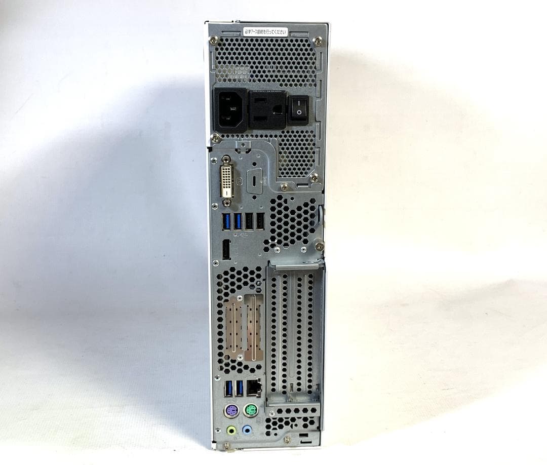 富士通 M.2＋1.0TB i7-9700 32GB Win11 Pro 使用少