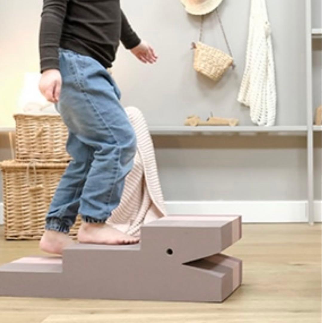 ボーネルンド　ボブルス　ワニ　パープルピンク