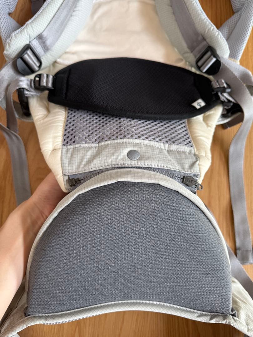 ミキハウス×POGNAE ベビーキャリア　グレー　抱っこひも