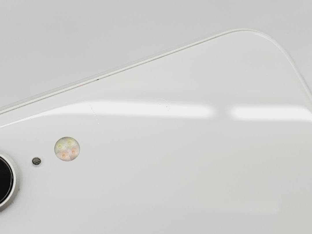 Apple iPhone SE 第2世代 128GB MXD12J/A ホワイト