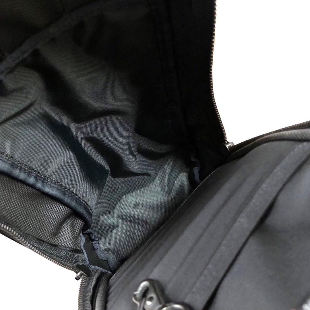 未使用級✨ポーターヒート スリングショルダー ボディバッグ マグライト ブラック