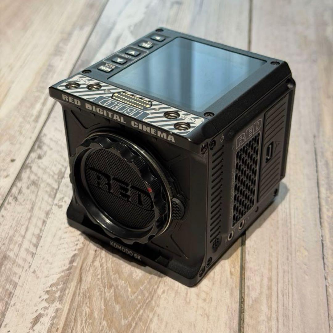 RED KOMODO 6K＋smallHD RED対応モニター付【即撮セット】