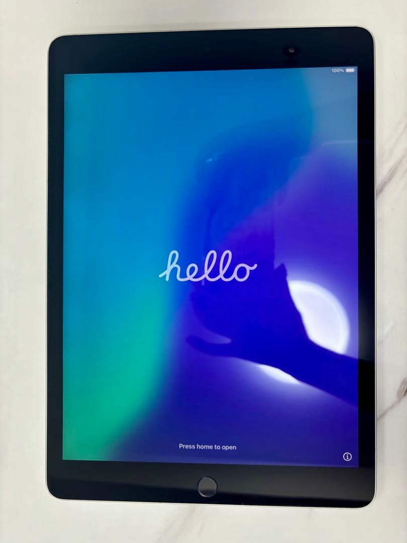 【新品に近い美品】Apple iPad(第9世代)スペースグレー 64GB 本体